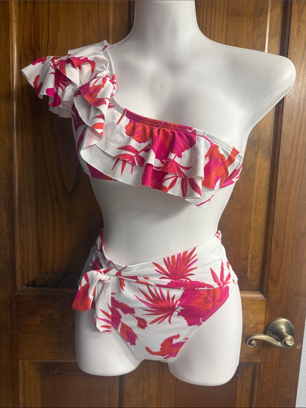 One-Shoulder Ruffle Floral Bikini Set in White and Pink